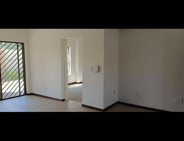 2 BEDROOM APARTMENT FOR SALE IN RYNFIELD